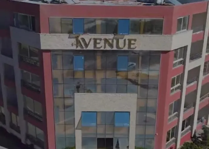 Апарт-отель Hambra Avenue 3*